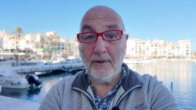 Un británico afincado en la Costa del Sol revela el verdadero motivo por el que dejó el Reino Unido: "No me mudé por el verano"