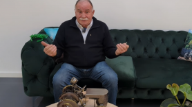 Maximino (77), empresario agrícola, sobre cuándo debe ser rentable un negocio: "Si entonces no empiezas a llevar dinero a casa, cierra y vete, porque irá a peor"