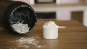 Edzard Ernst, catedrático de Medicina y azote de las pseudoterapias, desmonta la industria antiedad: "¿Colágeno? Una tontería"