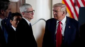 Mensaje a Trump, la "oportunidad" de la IA y nuevos productos: todo lo que Tim Cook le ha dicho a los empleados de Apple