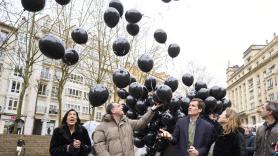 Expedientan a Vox por soltar globos en recuerdo a víctimas de ETA