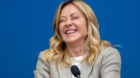 Bloqueo naval, retornos rápidos y países seguros (que no lo son): Meloni endurece su política migratoria