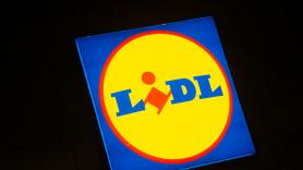 Adiós a dar vueltas a la manzana: Aldi y Lidl alquilan sus parkings vacíos a vecinos en un proyecto que podría cambiar la manera de buscar aparcamiento