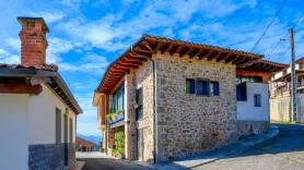 "Chollos rurales por 70.000 euros": la campaña en Países Bajos para que los europeos ricos compren la España vaciada