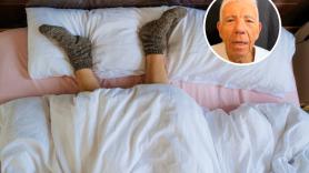 El gran experto del sueño responde a si es mejor dormir con calcetines o sin ellos