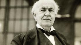 Thomas Edison, inventor y científico: "Muchos de los fracasos en la vida son de personas que no se dieron cuenta de lo cerca que estaban del éxito cuando se rindieron"