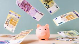 Thais tiene 24 años, gana 2.200 euros al mes y ya tiene casi 20.000 euros ahorrados: "Me cuesta gastar 7 euros en un café porque siento que ese dinero se está quemando"