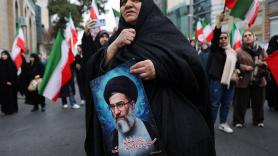 Irán confirma la muerte de Jameneí y promete una gran operación militar y Trump amenaza con atacar con "una fuerza nunca vista" si eso pasa