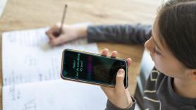 En China, el 90% de los padres confía en la IA para educar a sus hijos: "Es un profesor disponible las 24 horas, con amplios conocimientos y muy paciente"