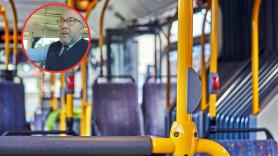 El conductor de un coche increpa a un autobusero y su reacción es digna de empleado del mes y del año