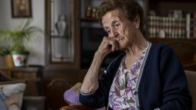 Un estudio de Stanford con 135.239 biomarcadores revela que a los 44 años el cuerpo deja de procesar igual el alcohol, la cafeína y las grasas: así es el primer gran salto del envejecimiento