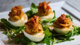 Soy técnica en nutrición y éstos son los huevos rellenos que preparo