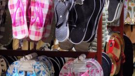 Va a comprarse unas chanclas en Sri Lanka y lo que se encuentra lleva ya millones de visitas: "La gente ni siquiera sabía que existían"