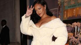Una mujer dispara a la casa de Rihanna en Los Ángeles mientras ella estaba dentro
