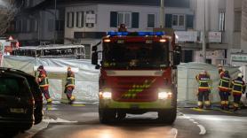 Al menos seis muertos tras incendiarse un autobús postal en Suiza: la policía investiga un posible acto deliberado