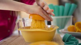 Un vecino se queja de que hagan ruido en la cocina a las ocho de la mañana con el exprimidor y abre un debate de más de 2.000 comentarios