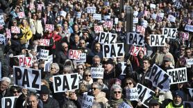 Miles de personas salen a la calle en España para gritar 'No a la guerra' y reclaman el fin del conflicto en Oriente Medio