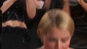 Imposible no emocionarse con la dedicatoria a las madres de la actriz Jessie Buckley tras ganar el Oscar