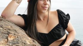 Sydney, estadounidense afincada en España: "En EEUU solo se prohíben 11 ingredientes en cosméticos; en la UE son más de 1.300 y la piel lo nota"