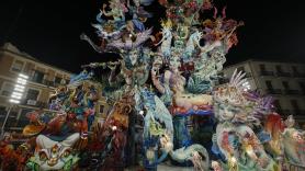 Convento Jerusalén vuelve a reinar en las Fallas con ‘Redimonis’, una sátira sobre los demonios del poder, el dinero y la juventud