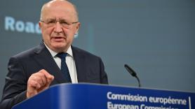 Andrius Kubilius, comisario europeo de Defensa: "Europa solo se mueve cuando la golpea una crisis: llevamos diez años con el mismo discurso sobre defensa y nadie ha actuado"