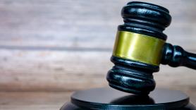 Giro del Tribunal Supremo: confirma la sanción de 2.000 euros a la jueza que llamó "frígida" y "trol" a sus funcionarias y llegaba con cuatro horas de retraso sin dar explicaciones