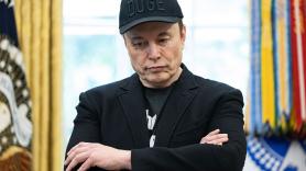 Un eurodiputado pide un impuesto del 2% para gravar a Musk, Bezos y los gigantes tecnológicos: "Hemos aceptado todo lo que quieren los americanos y esto va en contra de nuestros intereses"