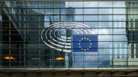 Bruselas cambia las normas: cualquier empresa europea podrá crearse en menos de 48 horas por 100 euros y operar en los 27 países sin trámites, pero los sindicatos avisan de que servirá para eludir derechos laborales