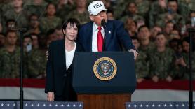 Hitoshi Tanaka, exdiplomático japonés, sobre Takaichi ante Trump: "Su actitud fue bizarra y vergonzosa: es una relación entre jefes de Estado, no un concurso de adulación"