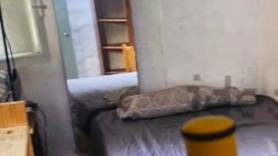 Alquila una habitación por 475 euros al mes, pero se rinde ante la evidencia del desastre: "Ciertamente no es algo bonito"