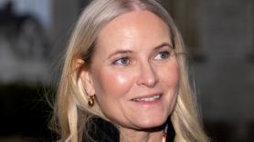 Gestos, palabras y movimientos que muestran el plan para Mette-Marit de Noruega, la princesa que casi hunde la monarquía