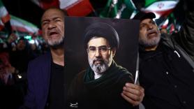 Tras la muerte de figuras clave, ¿quién gobierna ahora Irán?