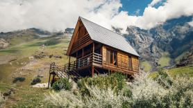 Un centro de investigación busca 12 voluntarios para vivir un mes gratis a 2.000 metros y estudiar si la montaña protege el corazón: 160 candidatos en horas para 12 plazas