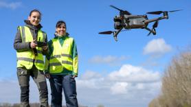 Ni cámaras ni radar: un dron de 460 gramos inspirado en murciélagos navega en la oscuridad con ultrasonidos y ha superado 180 pruebas hasta en la oscuridad total