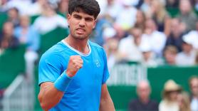 Muchos se fijan en lo que Carlos Alcaraz escribe al final del partido: tiene un potente significado