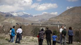 Irán rechaza el ultimátum de Trump y pide cadenas humanas de jóvenes ante la infraestructura amenazada