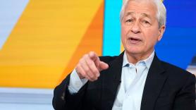 Jamie Dimon, CEO de JPMorgan, comparte un truco de su carrera: "Tomar decisiones importantes los viernes, cuando estás cansado, es una malísima idea"