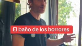 Manuel Burque va a un hotel de Tailandia y todo es perfecto hasta que ve el baño: te esperas cualquier cosa menos lo que hay