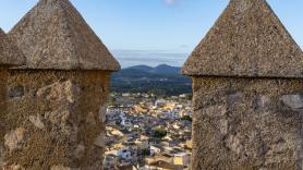 Ni Palma ni Magaluf: los vecinos de un pueblo mallorquín se han hartado de los turistas y están pinchando las ruedas de los coches de alquiler