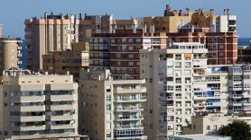 Glòria Caravantes, doctora en vivienda: "La ciudad del futuro no será la de los 15 minutos: será el modelo de supervivencia ante catástrofes, masificación y familias enteras viviendo en una habitación"