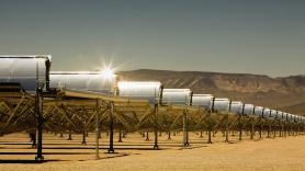 Los científicos coinciden: las placas solares están cambiando para siempre el clima y el paisaje del desierto generando incluso oasis