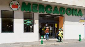 Mercadona baja el precio de la leche, el aceite y las patatas: así quedan los nuevos precios en plena inflación