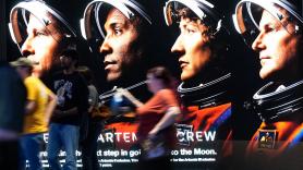 Los astronautas de Artemis II han vivido el "efecto perspectiva" y una física explica qué es: "El cambio cognitivo de quienes han visto la Tierra desde el espacio"