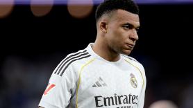 Las cámaras captan el cabreo de Mbappé por los gritos durante el minuto de silencio en Múnich: muchos ven su gesto y miran más allá