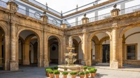 El plan de ajuste de la Universidad de Sevilla preocupa a los sindicatos: "Estudiar volverá a depender del dinero de cada familia y no del mérito"