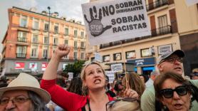 La regularización de migrantes despierta el interés de los usuarios: así se han disparado las búsquedas de Google en Colombia, Perú o Marruecos