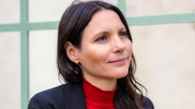 Carla Gracia, autora de 'El jardín dormido': "Nos pasamos la vida comparándonos y eso te va a hacer infeliz siempre. No tenemos que ser útiles, tenemos que existir"