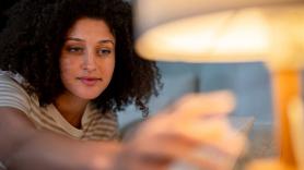 Anne-Sophie Corbeau, investigadora de la Universidad de Columbia: "Los gobiernos europeos sólo avisarán a los ciudadanos de que hay que ahorrar energía cuando estén con la espada contra la pared"