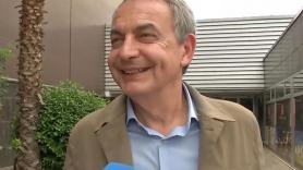 Preguntan a Zapatero por lo que dice el PP de él: primero se ríe y se acaba dejando lo mejor para el final