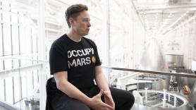 Elon Musk se prestó 500 millones de dólares a sí mismo desde SpaceX con intereses de entre el 1% y el 3% cuando los bancos cobraban cinco veces más a clientes de máxima